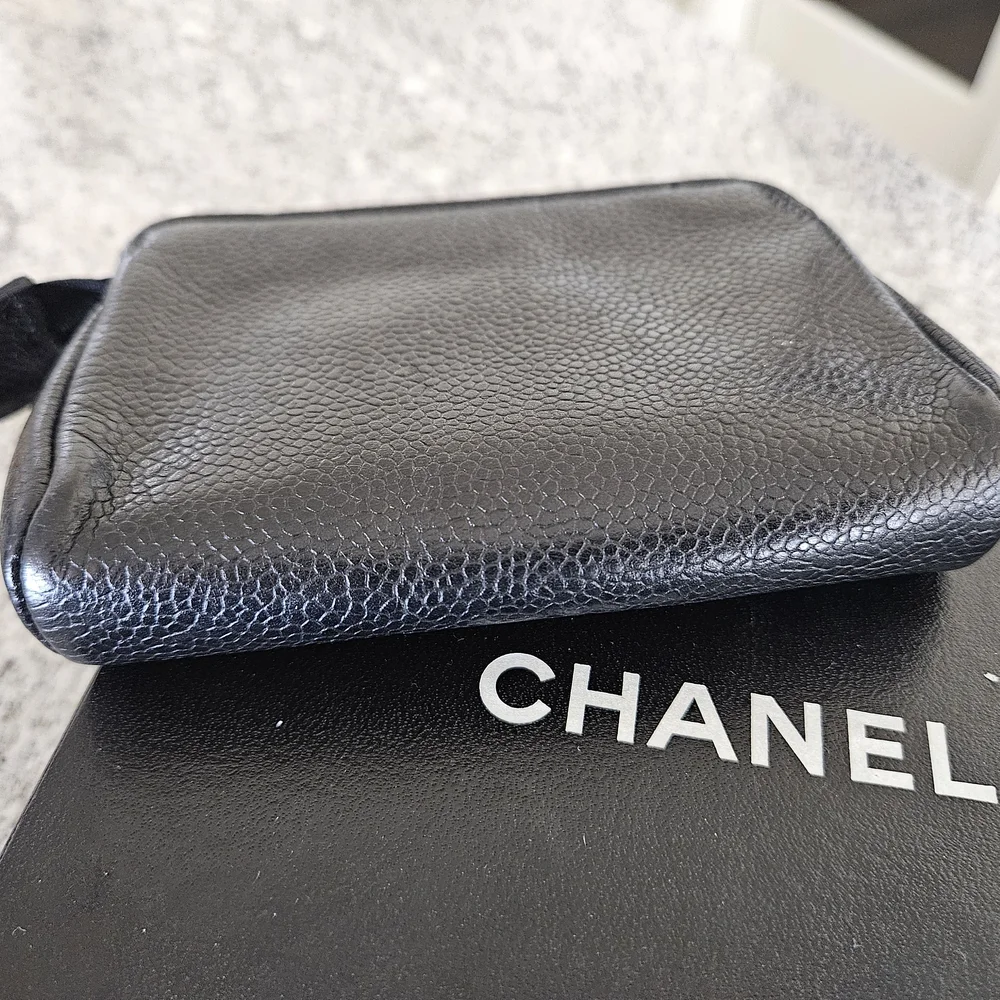Chanel Black Leather W Zipper Small Wallet Pre Loved . Super Clean - Picture 8 of 11